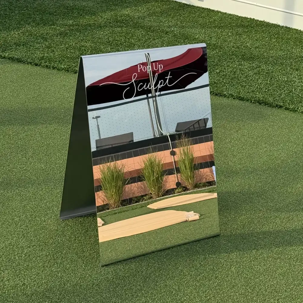 Mirror stand